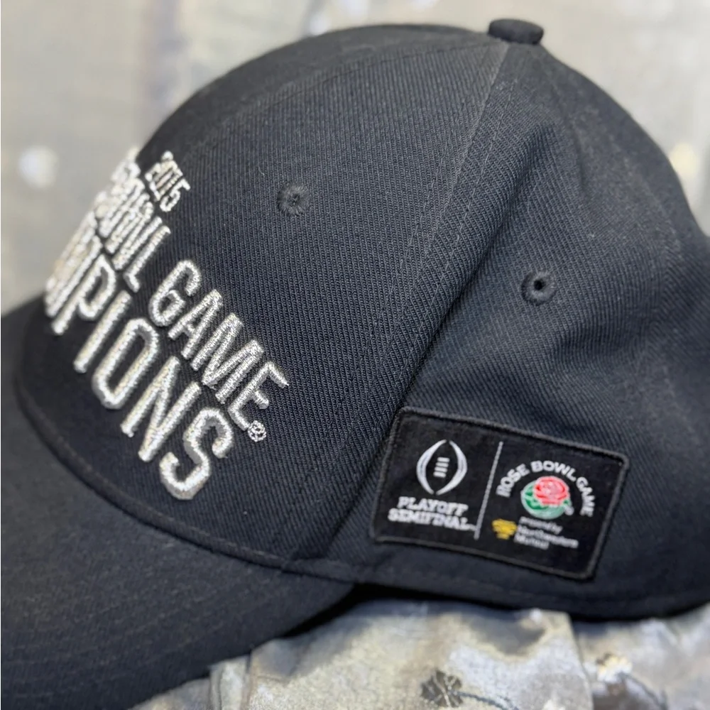 Oregon Ducks 2015 Rose Bowl Champs Nike Official Locker Room Hat Cap Silver Bill